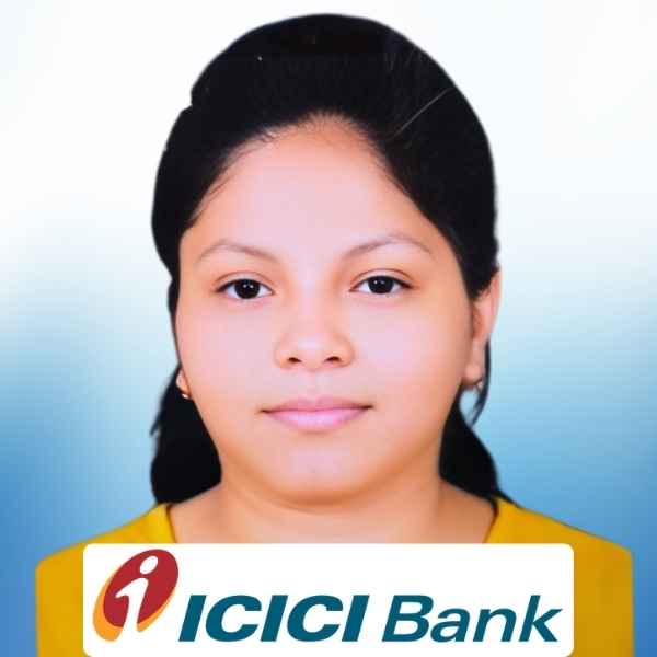 Sakshi Srivastava, BCA student of Cimage got Placement in ICICI Bank